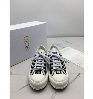 디올 워크앤디올 스니커즈 하이엔드