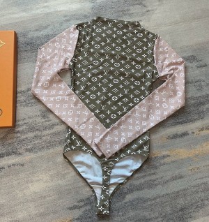 루이비통 모노그램 래쉬가드