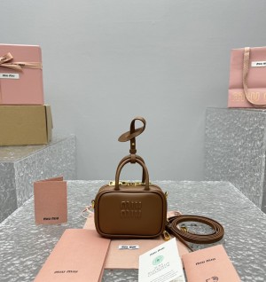 미우미우 미니 크로스백 마이크로 주머니백