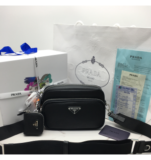 프라다 사피아노 가죽 숄더백