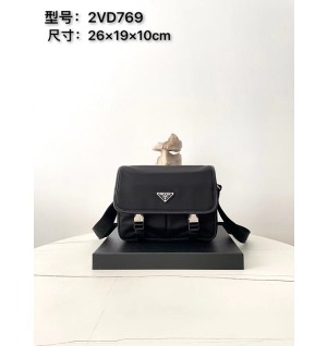 프라다 리나일론 및 사피아노 가죽 숄더백 2vd769